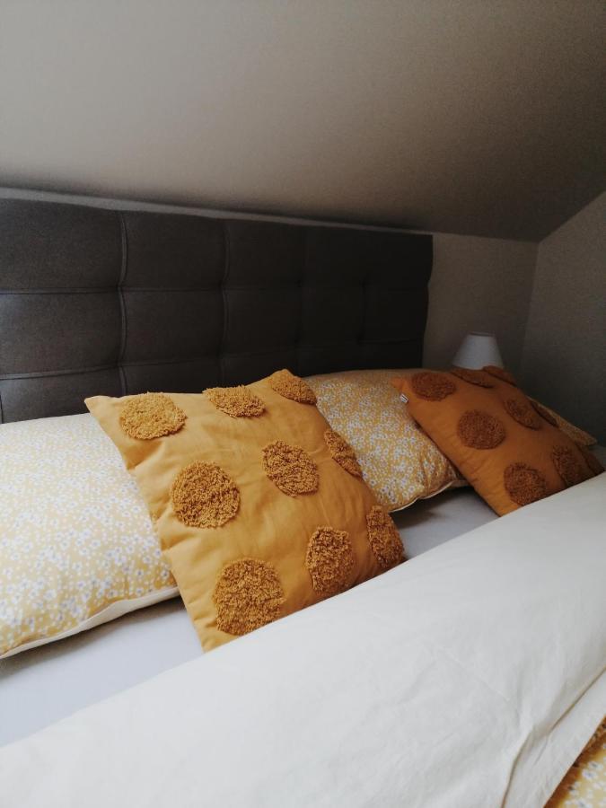 Apartmán pri parku Sered' Exterior foto
